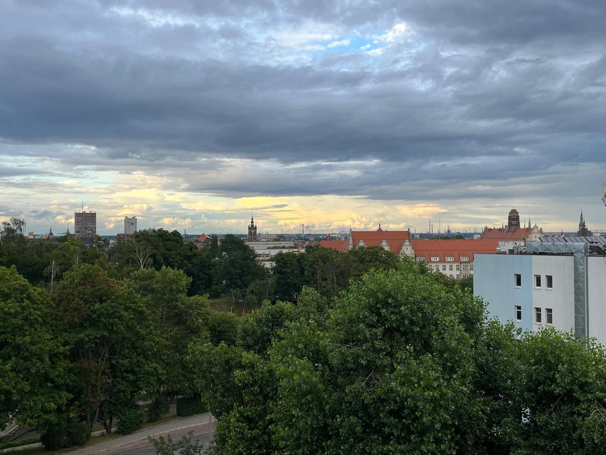 Kawalerka Blisko Srodmiescia Apartment Гданск Екстериор снимка